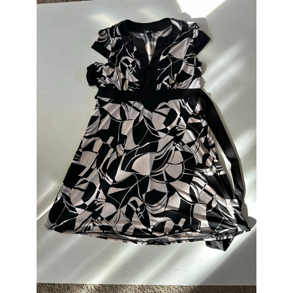 Women's AB STUDIO Black & White Abstract Print Dress XL - Picture 2 of 9